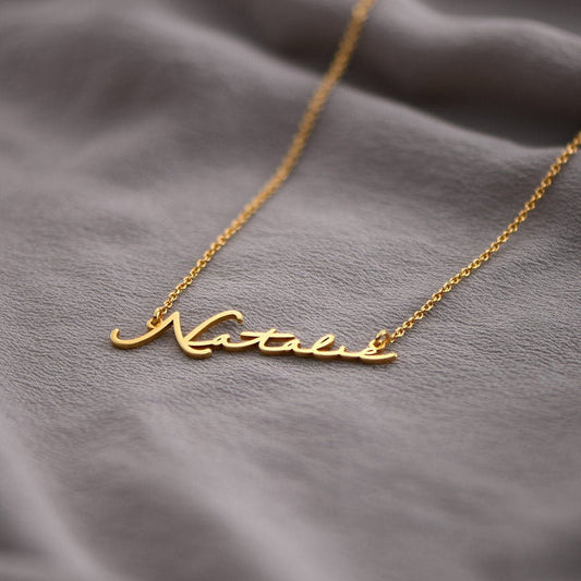 SIGNATURE NAME NECKLACE